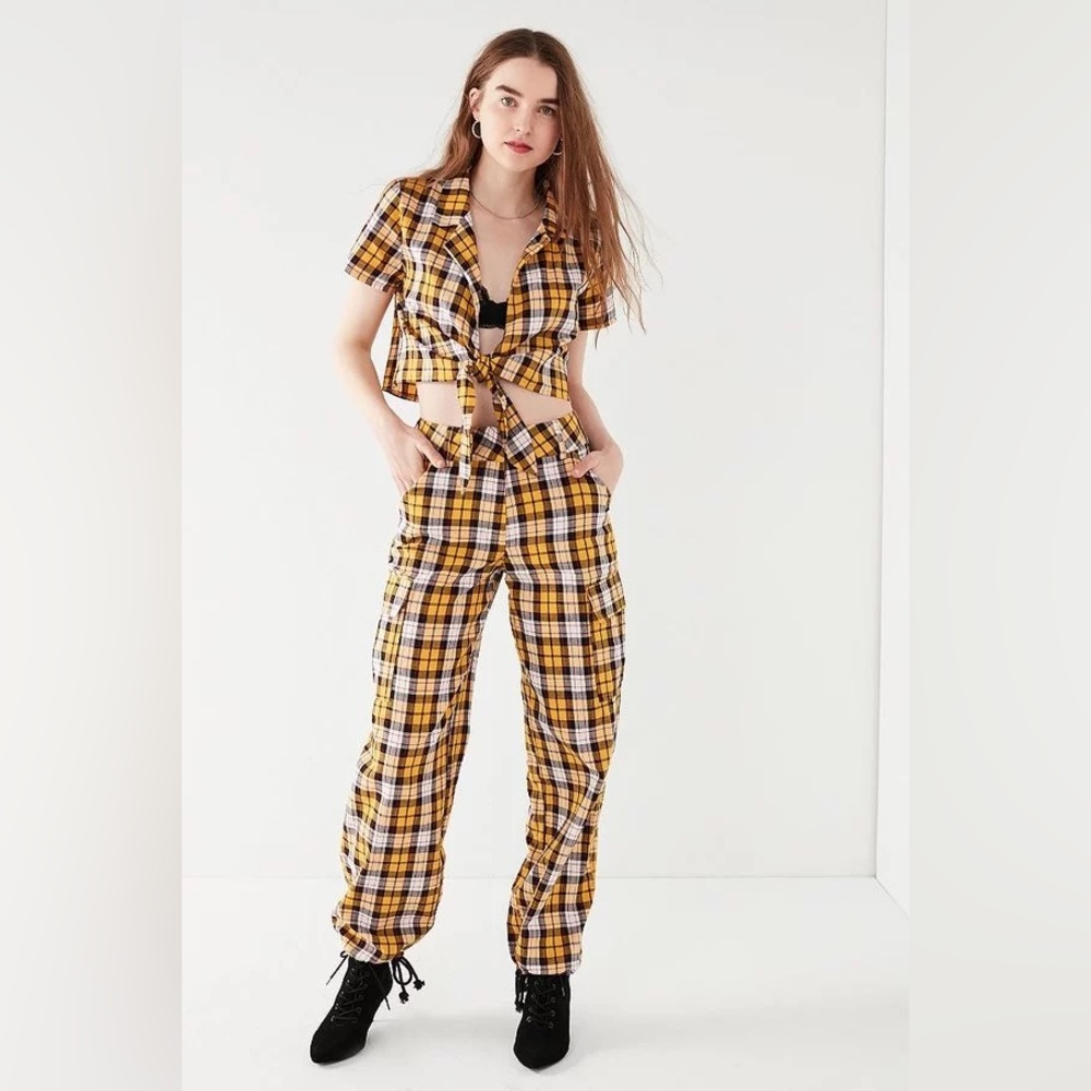 I. Am. Gia. Yellow plaid set